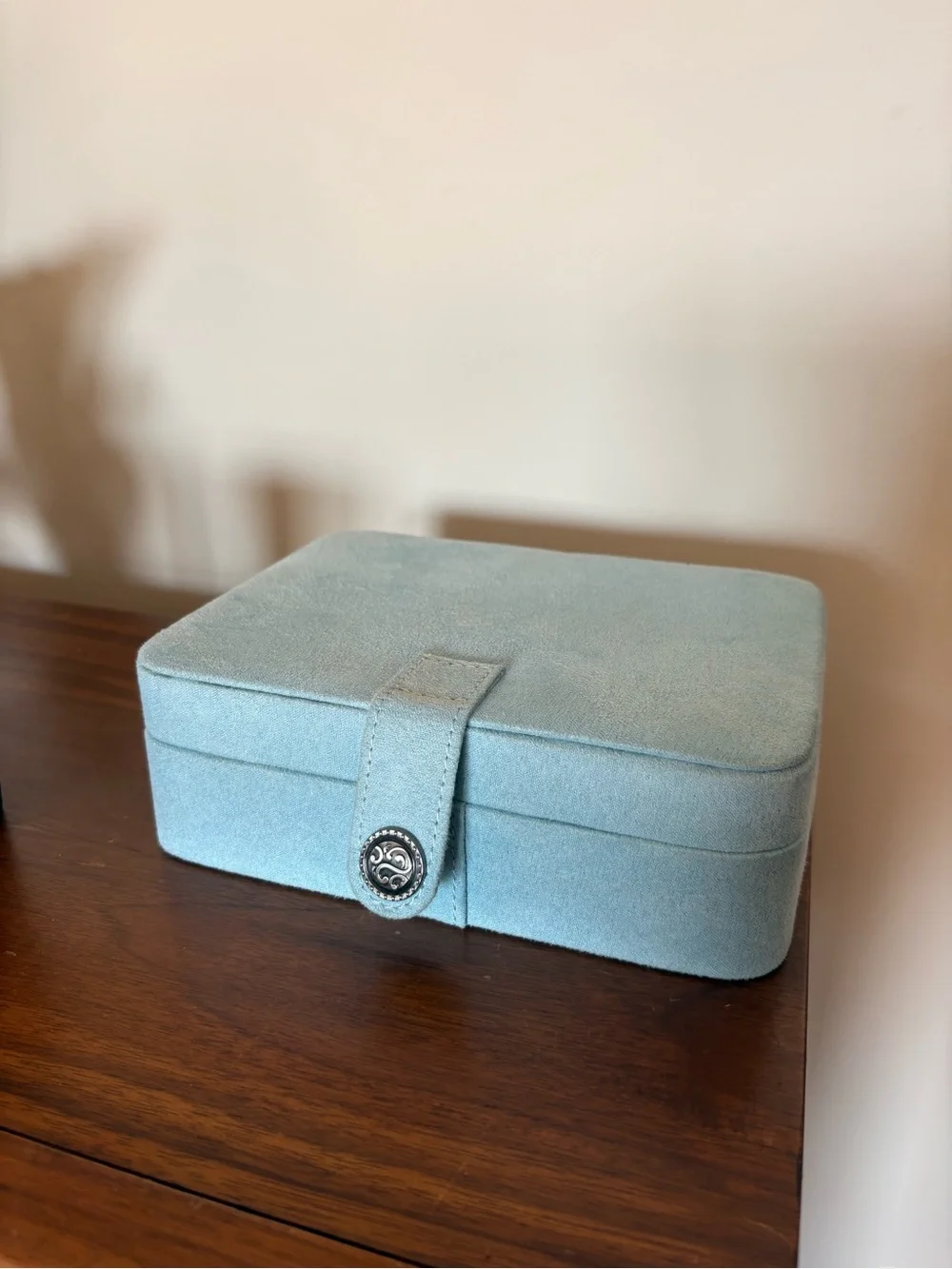 Mele & Co. Giana Light Blue Suede Jewelry Box